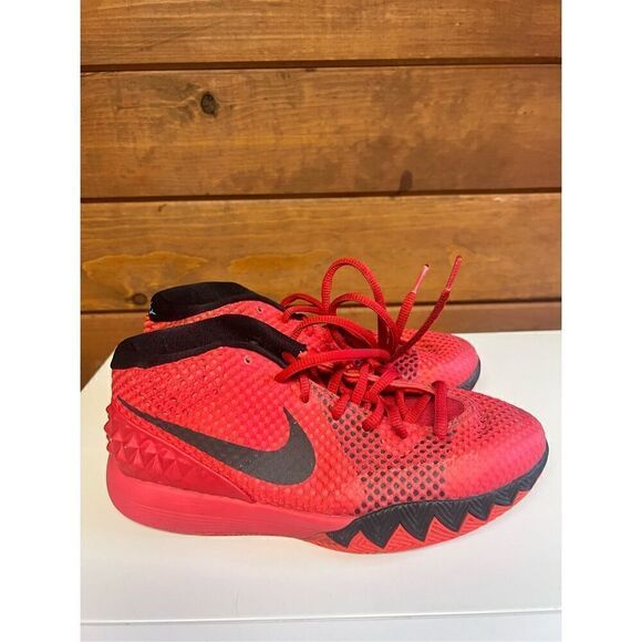 Nike Air Zoom Kyrie 1 (GS) Shoes Deceptive Red ~ 717219-606 ~ YOUTH Sz 4.5 - Picture 2 of 8